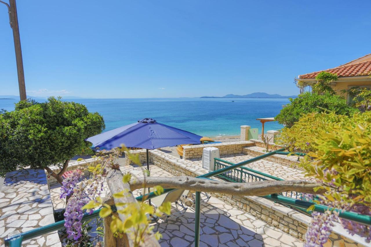 Kaminaki Beachfront Apartments Ниссаки Экстерьер фото